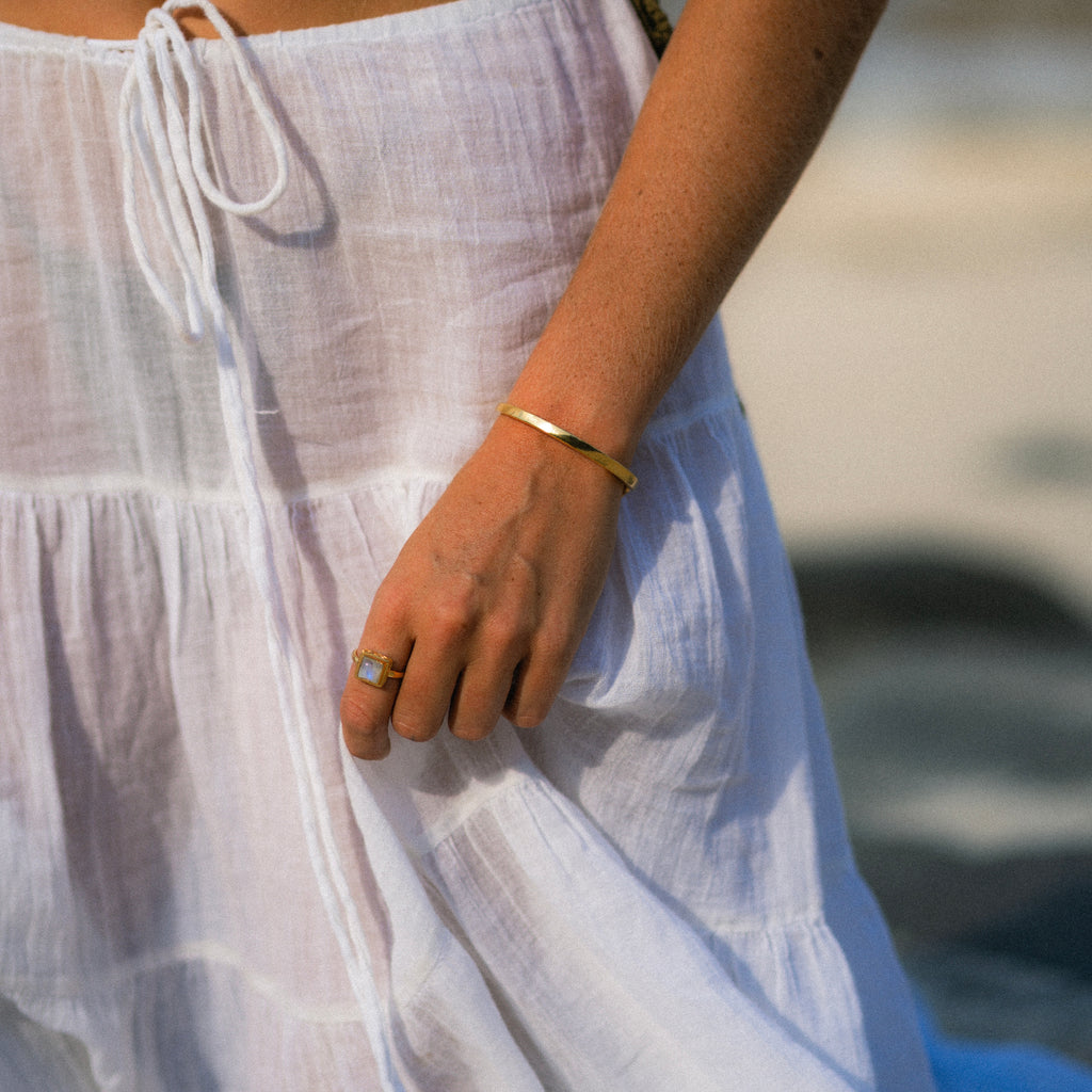 Amore Bangle - Gold • excluded from sale